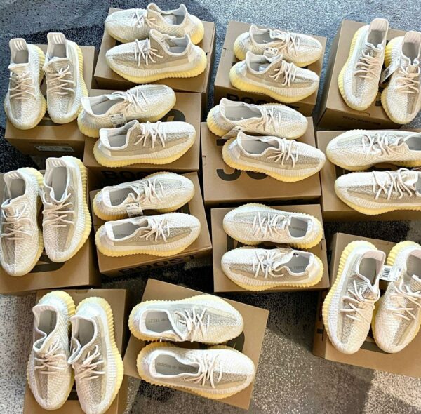 SNEAKERS - Image 3