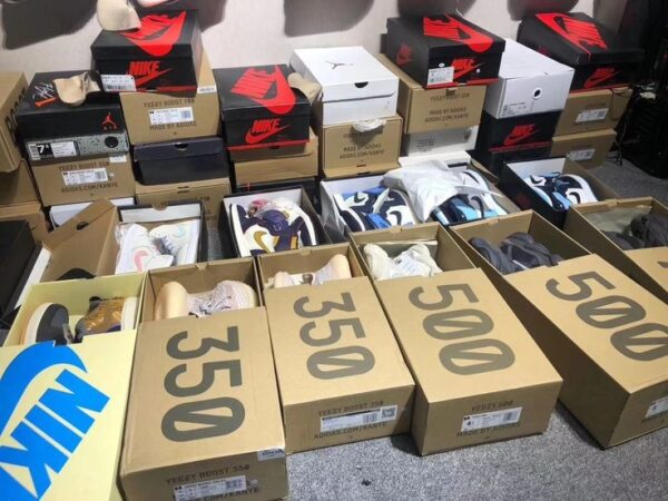 SNEAKERS - Image 5